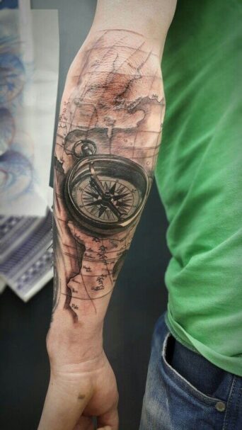 40+ New ATTRACTIVE Compass Tattoos For Men | Mens Compass Tattoos