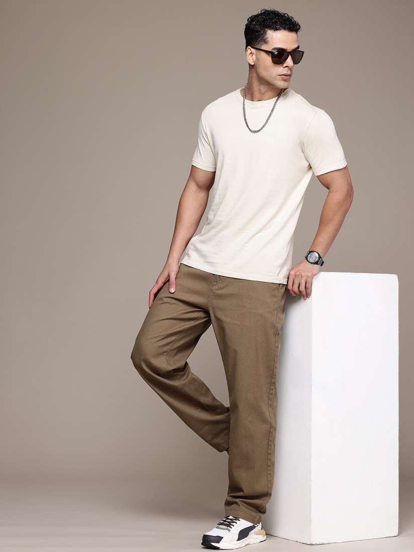 White T-Shirt Outfit Ideas For Guys 2024